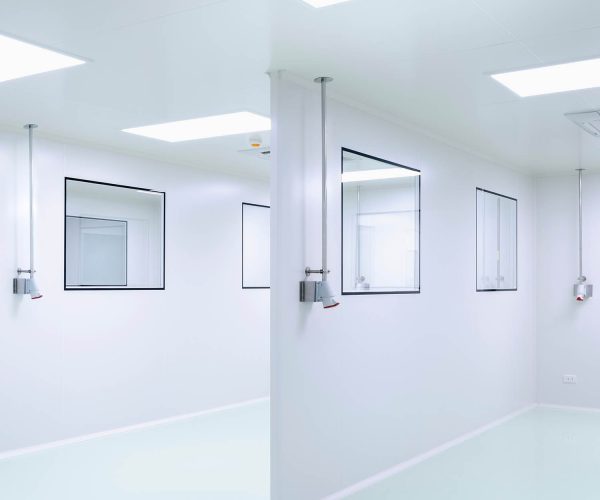 Clean,Room,In,Manufacturing,Pharmaceutical,Plant,,Green,Epoxy,System,Flooring,